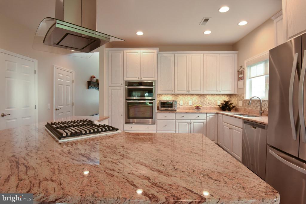 TRADITIONS OF AMERICA AT SAUCON VALLEY - Residential