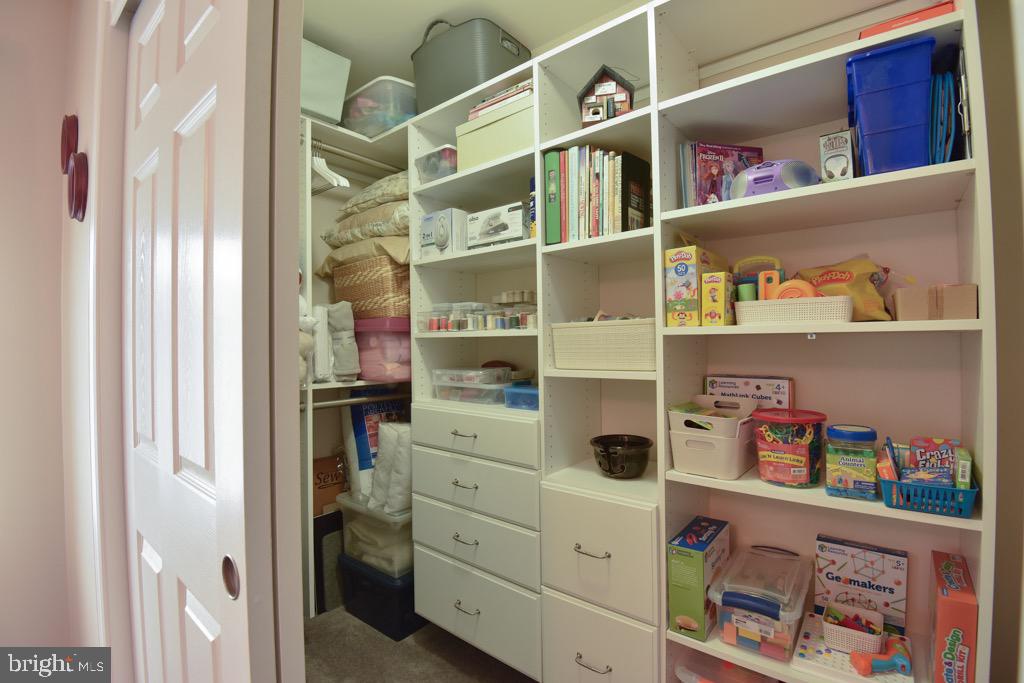 TRADITIONS OF AMERICA AT SAUCON VALLEY - Residential