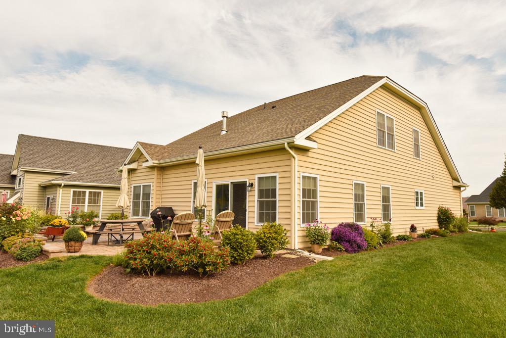 TRADITIONS OF AMERICA AT SAUCON VALLEY - Residential