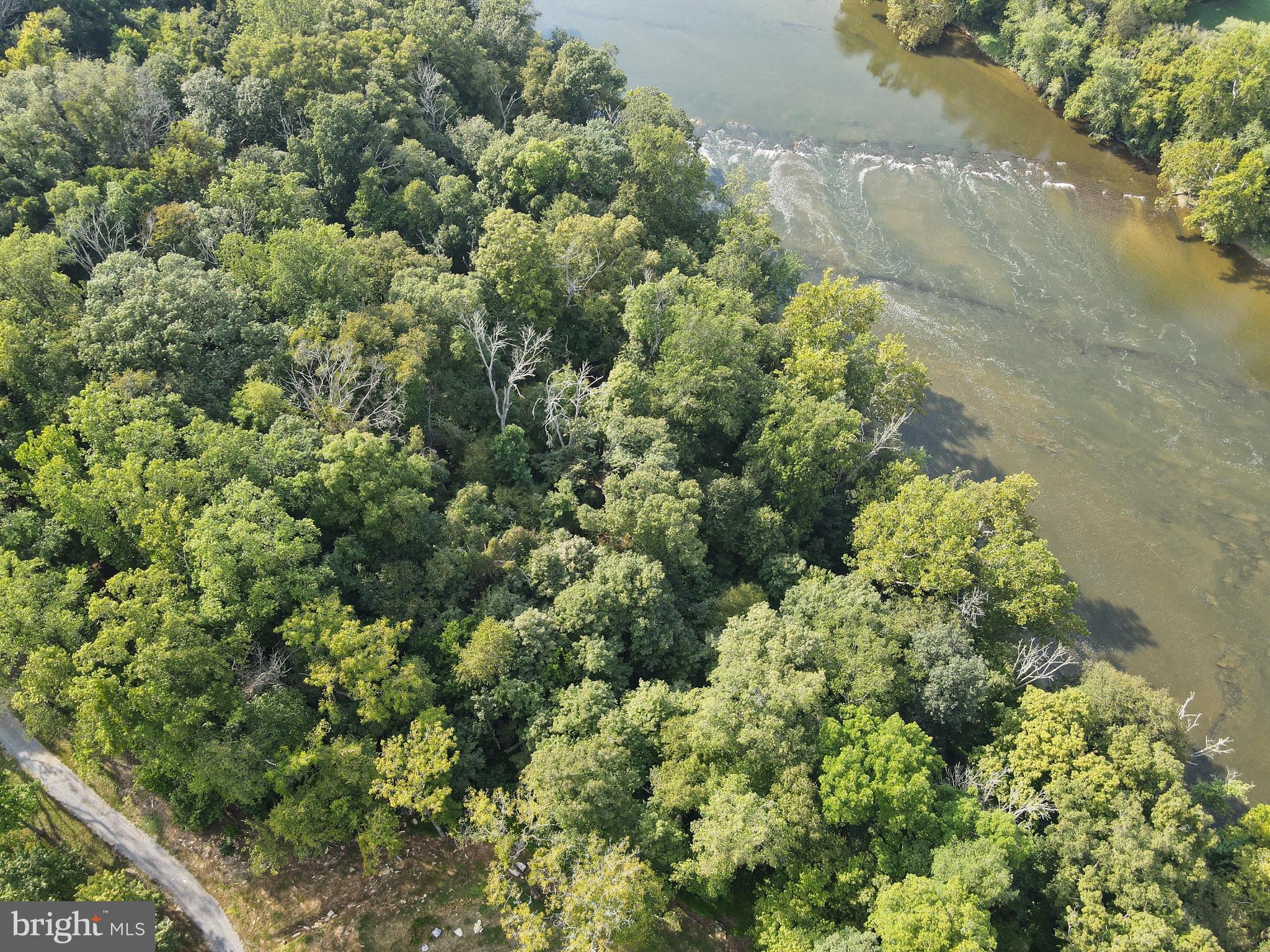 CALMES NECK ESTATES - Land