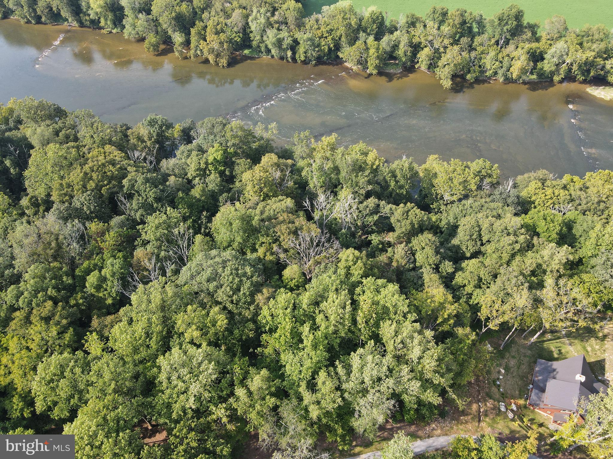 CALMES NECK ESTATES - Land