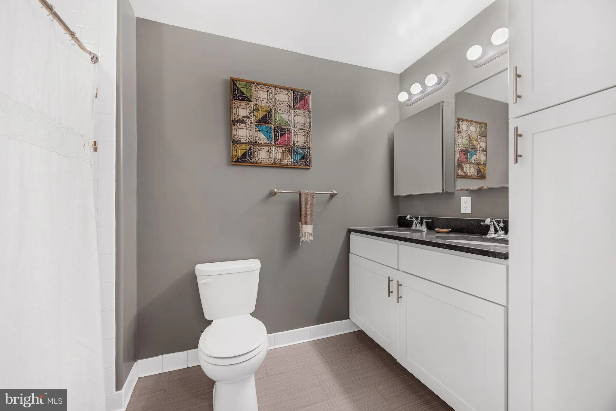 Philadelphia, Pennsylvania 19148, United States, 2 Bedrooms Bedrooms, ,2 BathroomsBathrooms,Residential,Active,99791