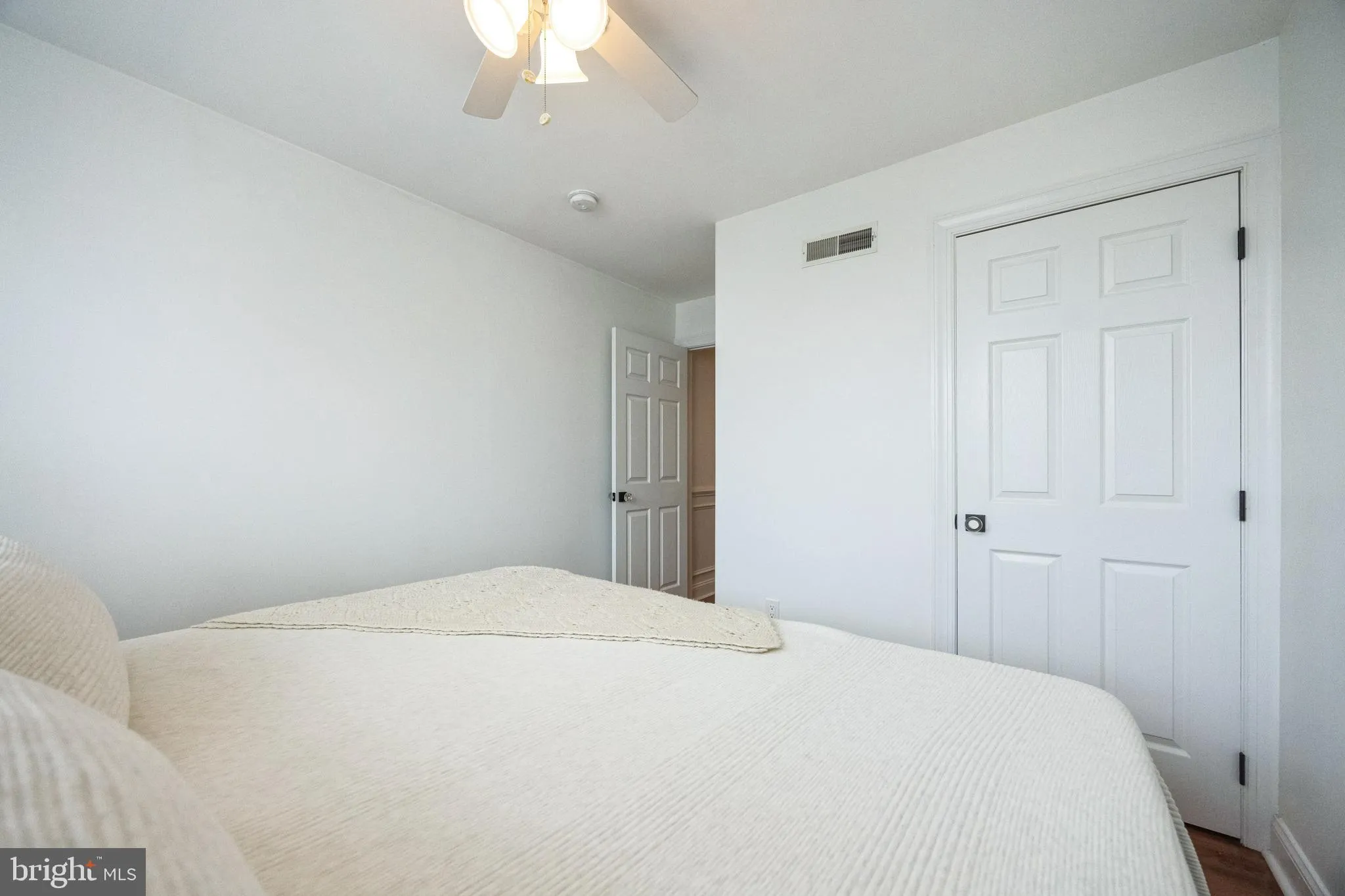 Philadelphia, Pennsylvania 19148, United States, 2 Bedrooms Bedrooms, ,2 BathroomsBathrooms,Residential,Active,99791