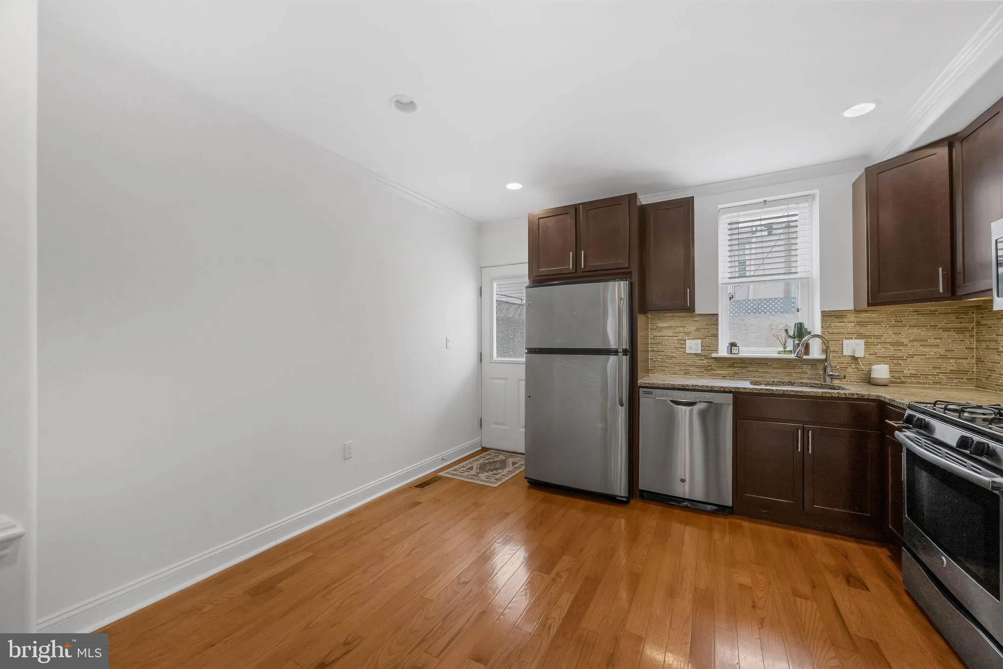 Philadelphia, Pennsylvania 19148, United States, 2 Bedrooms Bedrooms, ,2 BathroomsBathrooms,Residential,Active,99791