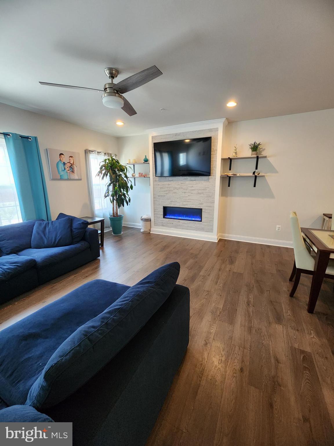 MONARCH AT WAUGH CHAPEL - Residential Lease