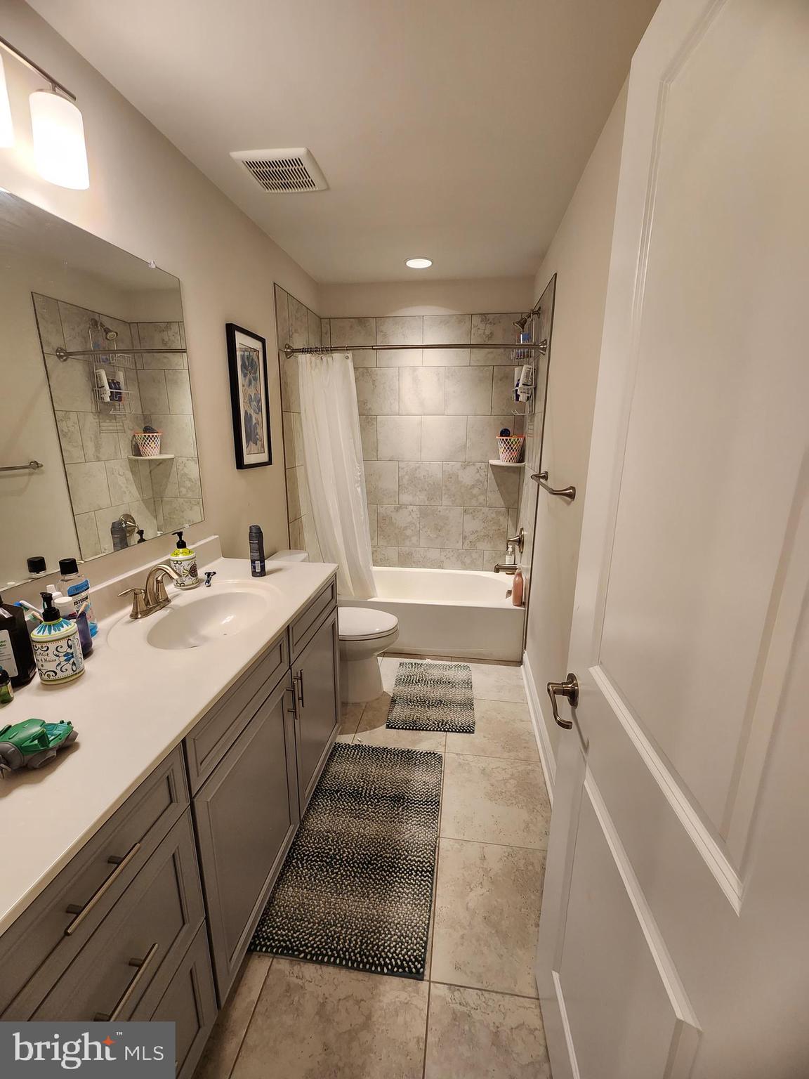 MONARCH AT WAUGH CHAPEL - Residential Lease