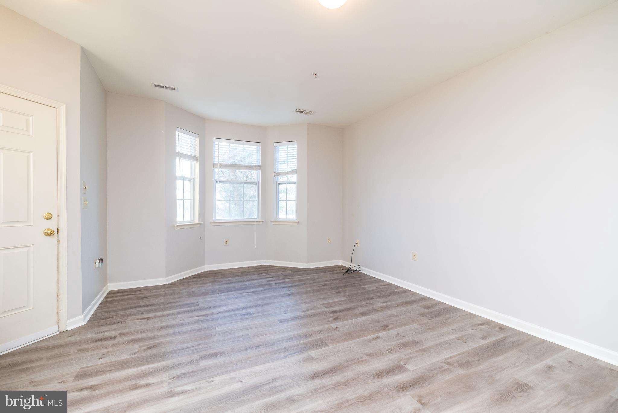 THE COURT AT PERKIO - Residential Lease