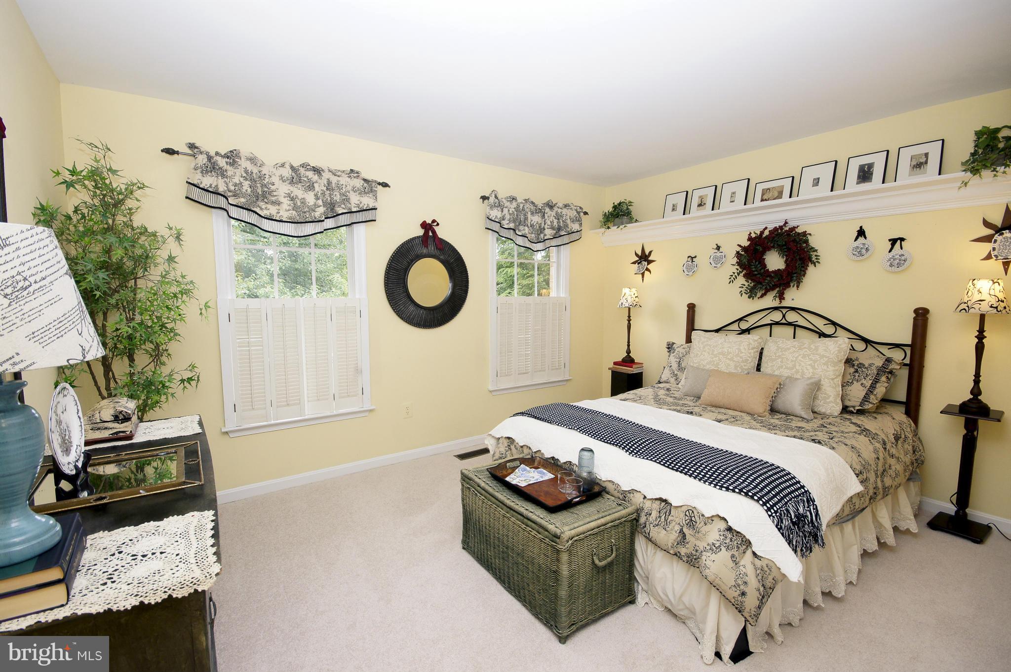 MOUNT HEBRON - Residential