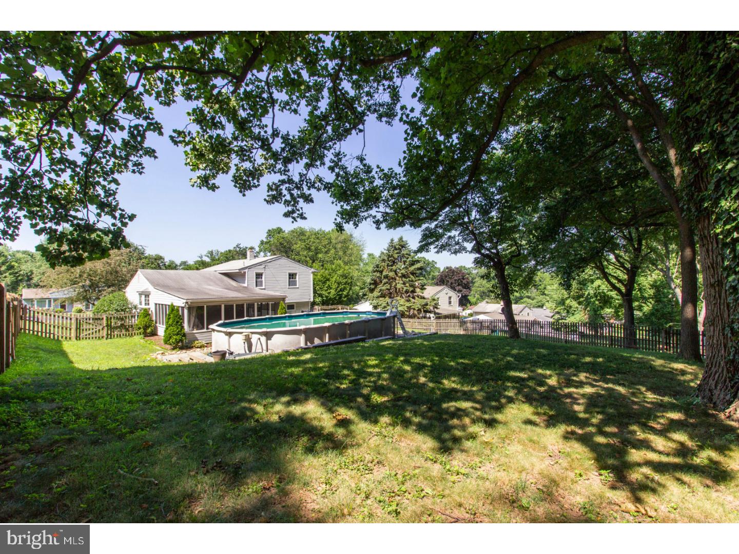 WILLOW GROVE - Residential