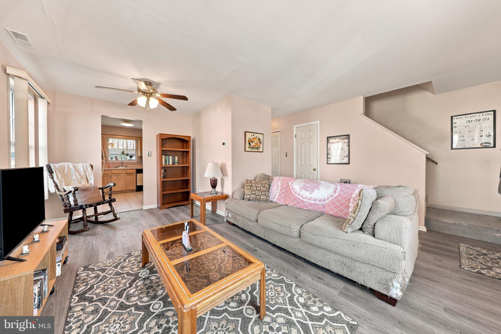 3905 TALL PINES