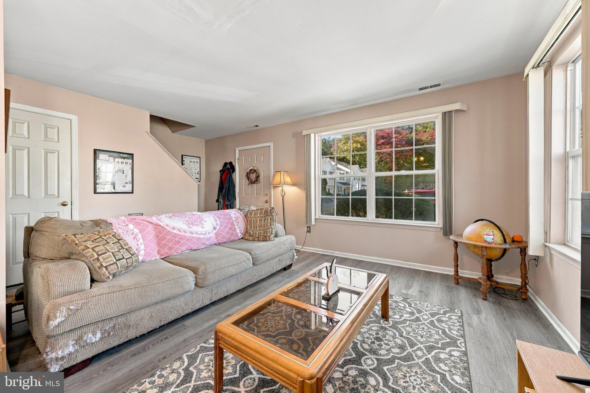 3905 TALL PINES