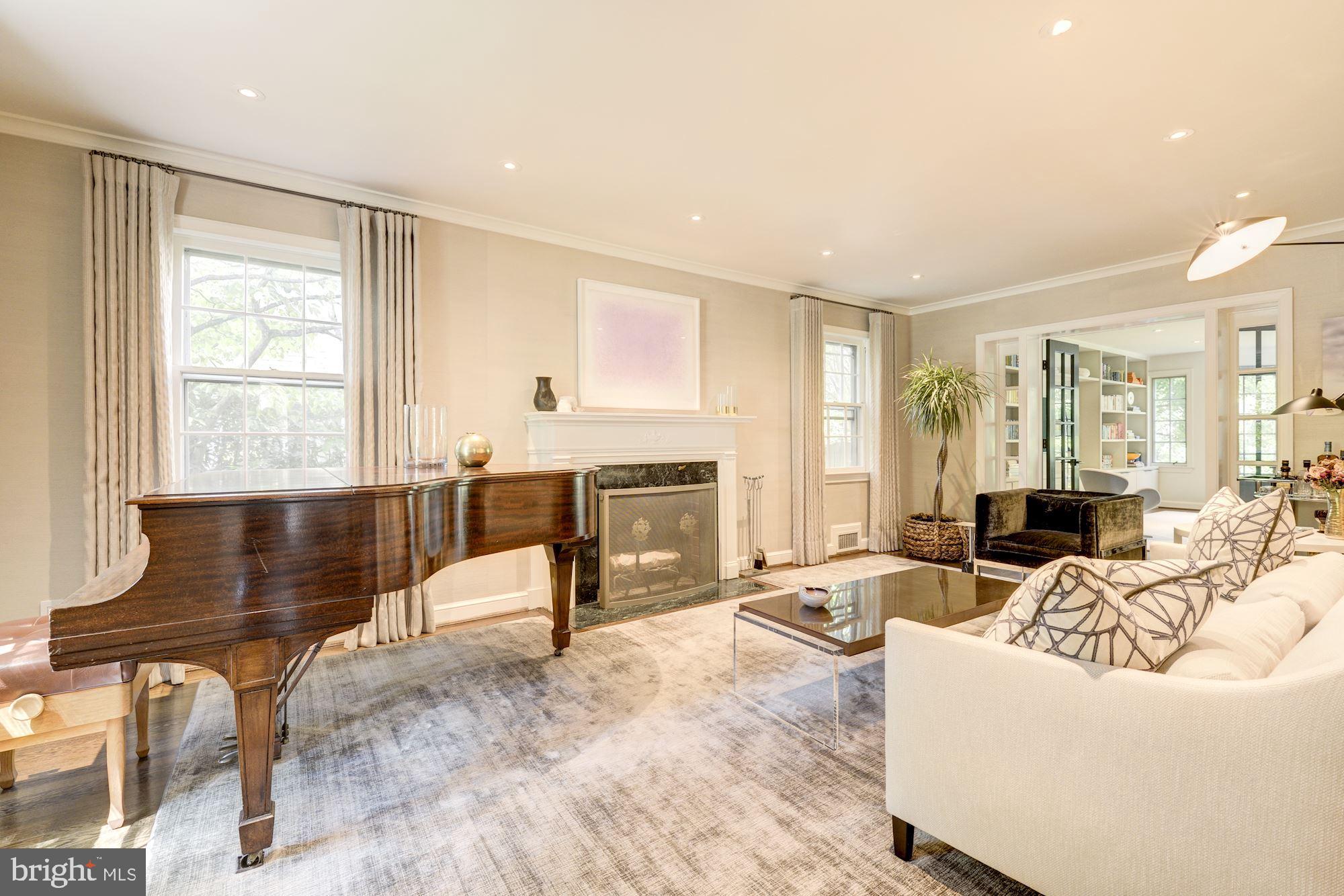 WESTGATE - Residential