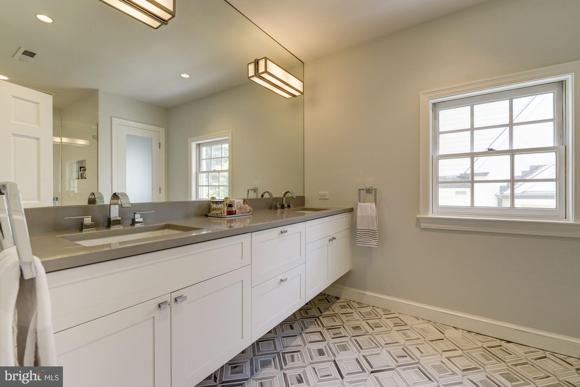 WESTGATE - Residential