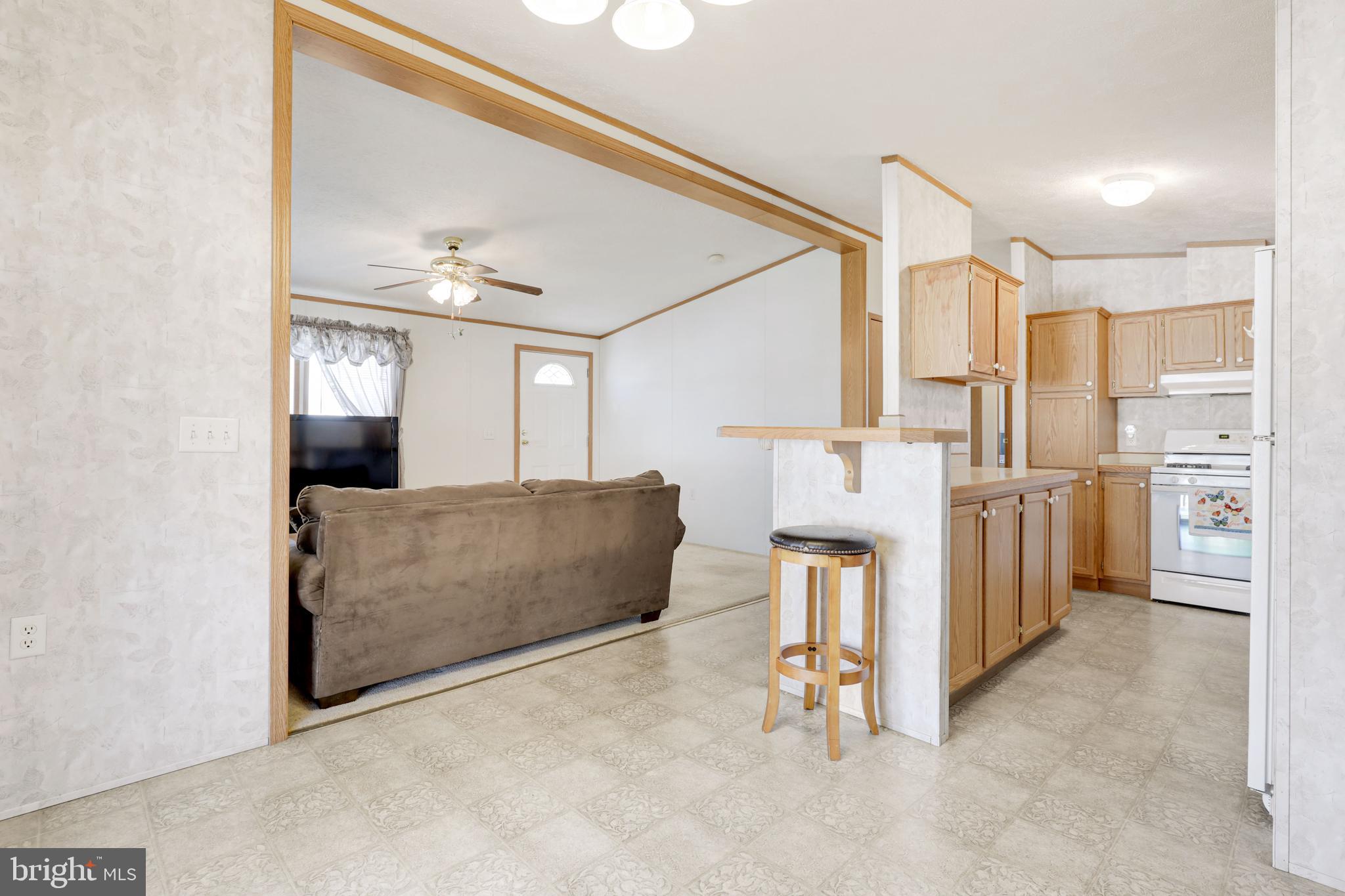 MAYBELLE MANOR - Residential