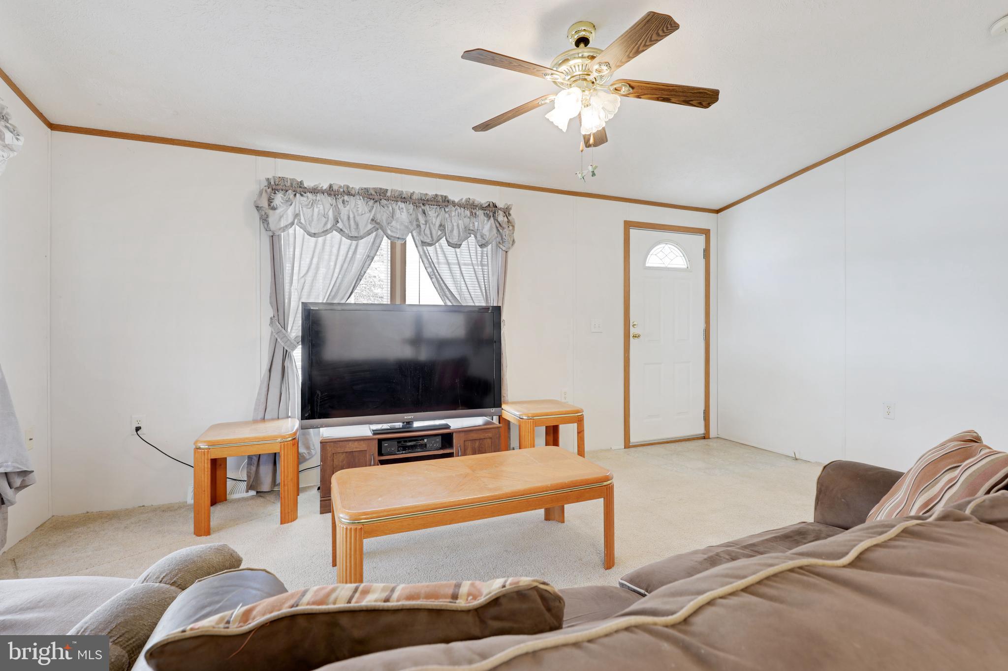 MAYBELLE MANOR - Residential