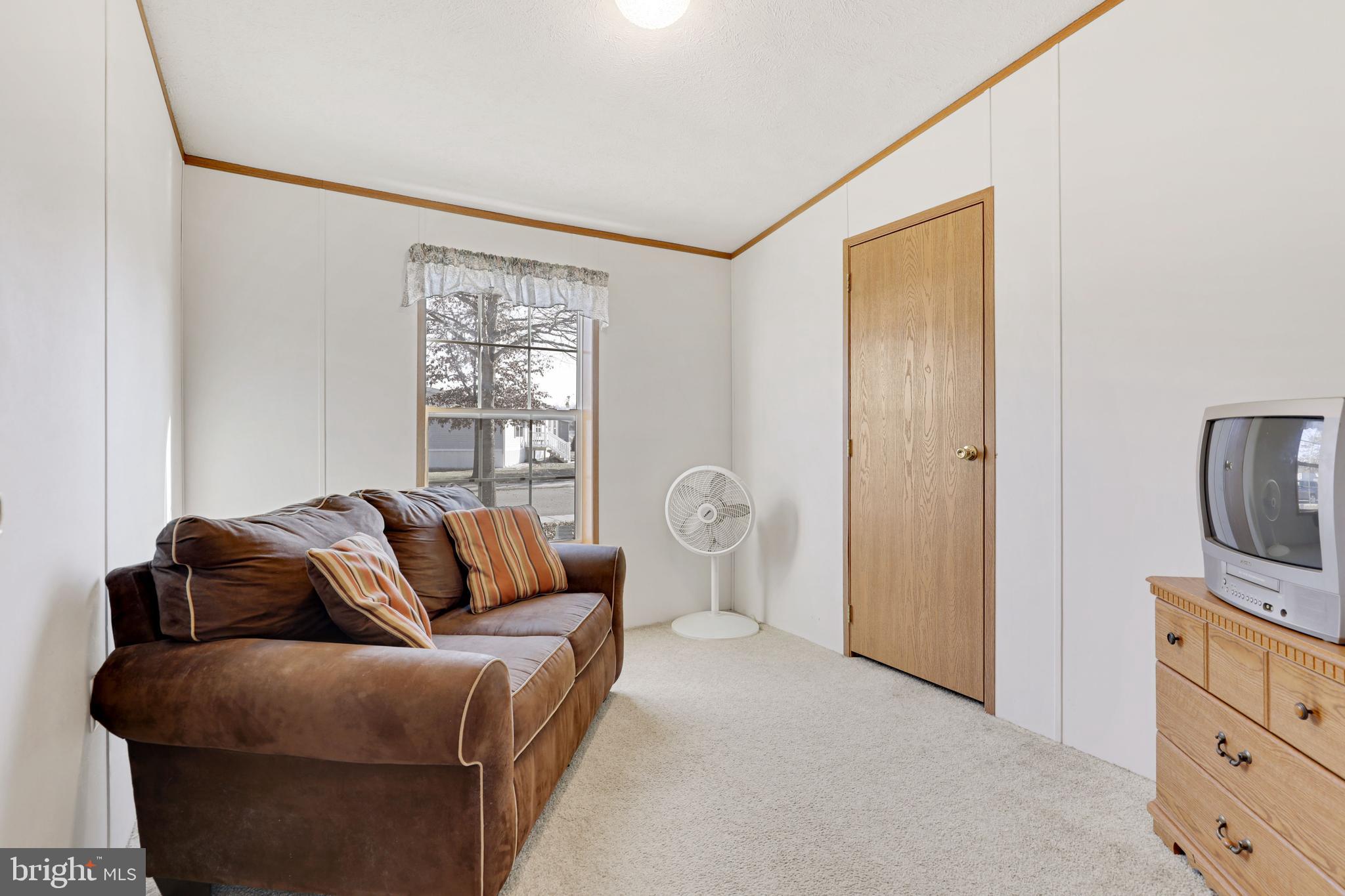 MAYBELLE MANOR - Residential