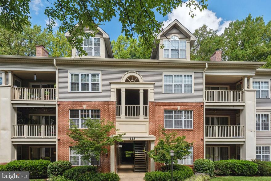 Property will be touch up cleaned prior to move in. Spacious 2 bedroom / 2 full bathroom condo in the highly sought after Timberbrook community in Gaithersburg, MD. Washer/dryer in unit. Outdoor balcony. Conveniently located near groceries, restaurants, shops, Kentlands, Muddy Branch Rd, Great Seneca Hwy, I-270 and other major routes. Move-in ready, must see! Professionally managed. Easy online application. Excellent credit required. $50 application fee per adult applicant.