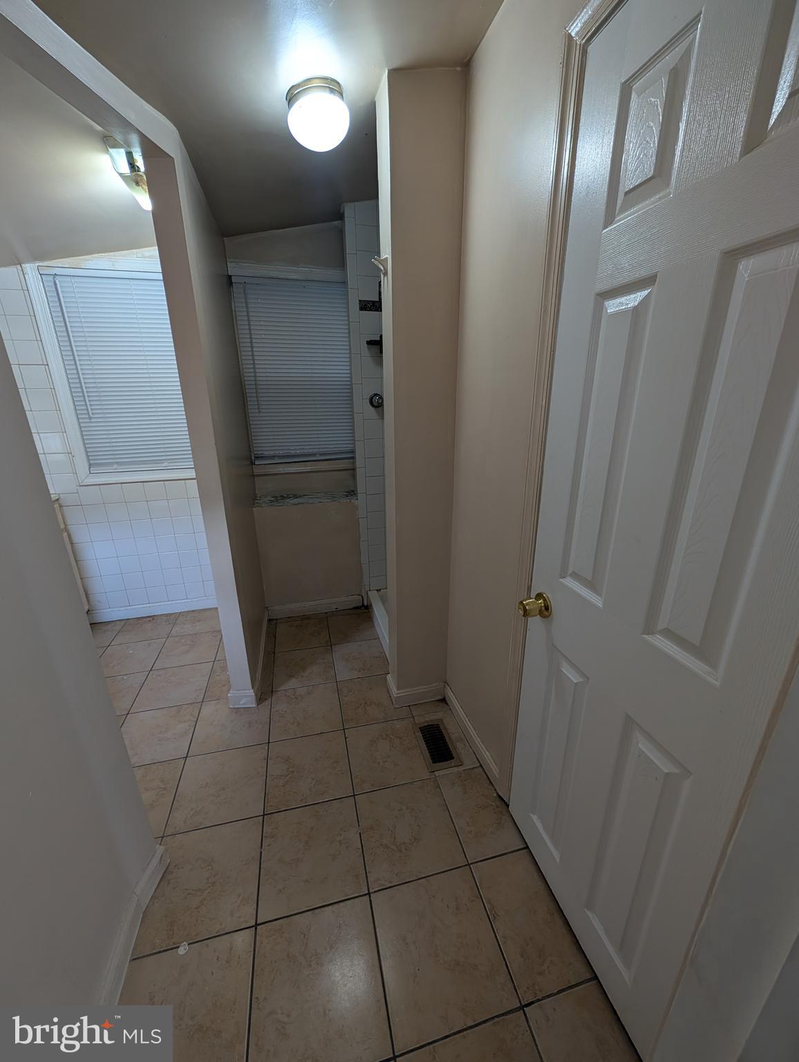 RIVERDALE HEIGHTS - Residential