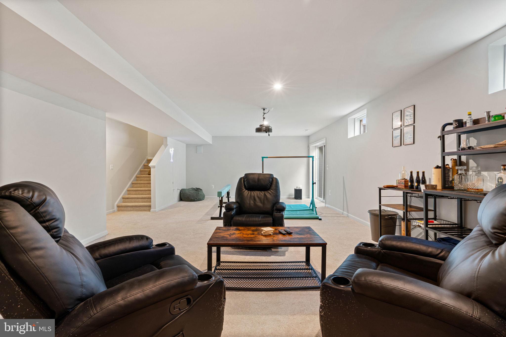 LIBERTY HALL - Residential