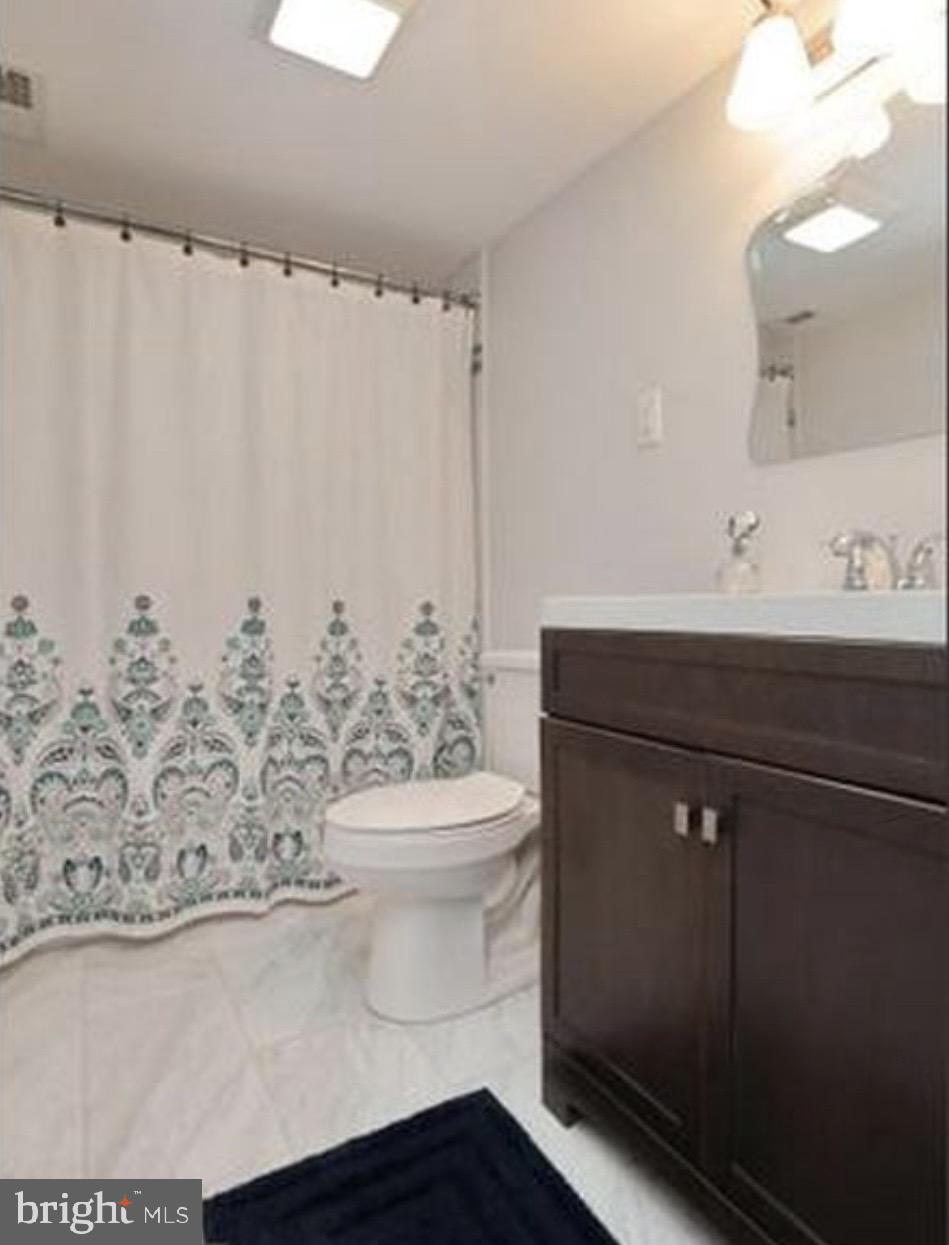 NORTH INDIAN HEAD ESTATES - Residential Lease