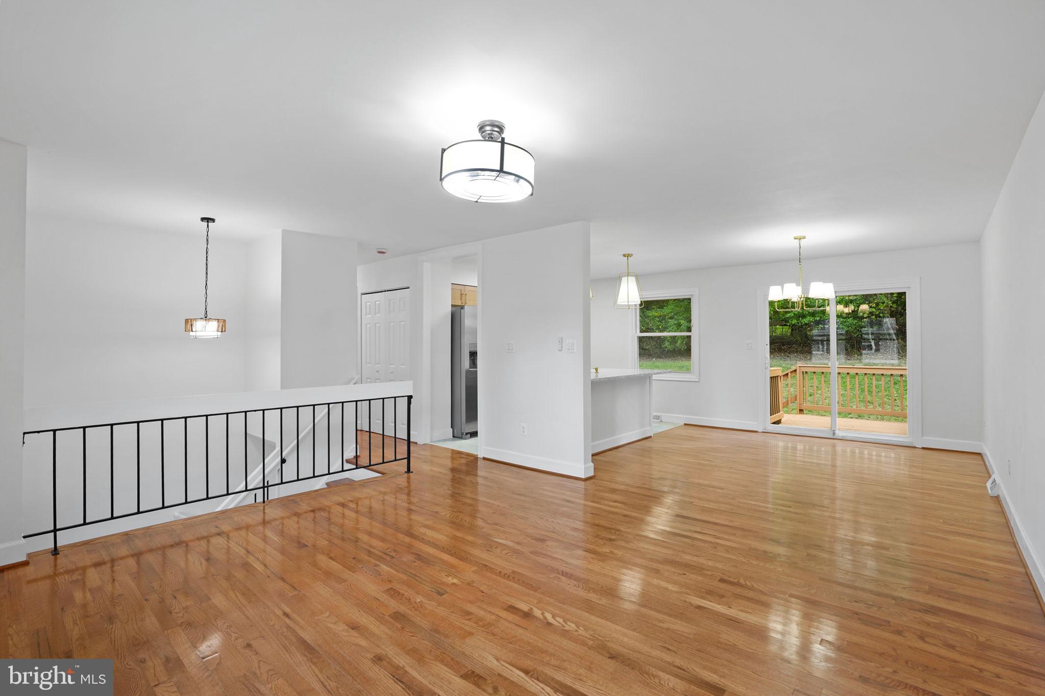 5462 DELPHINIUM COURT