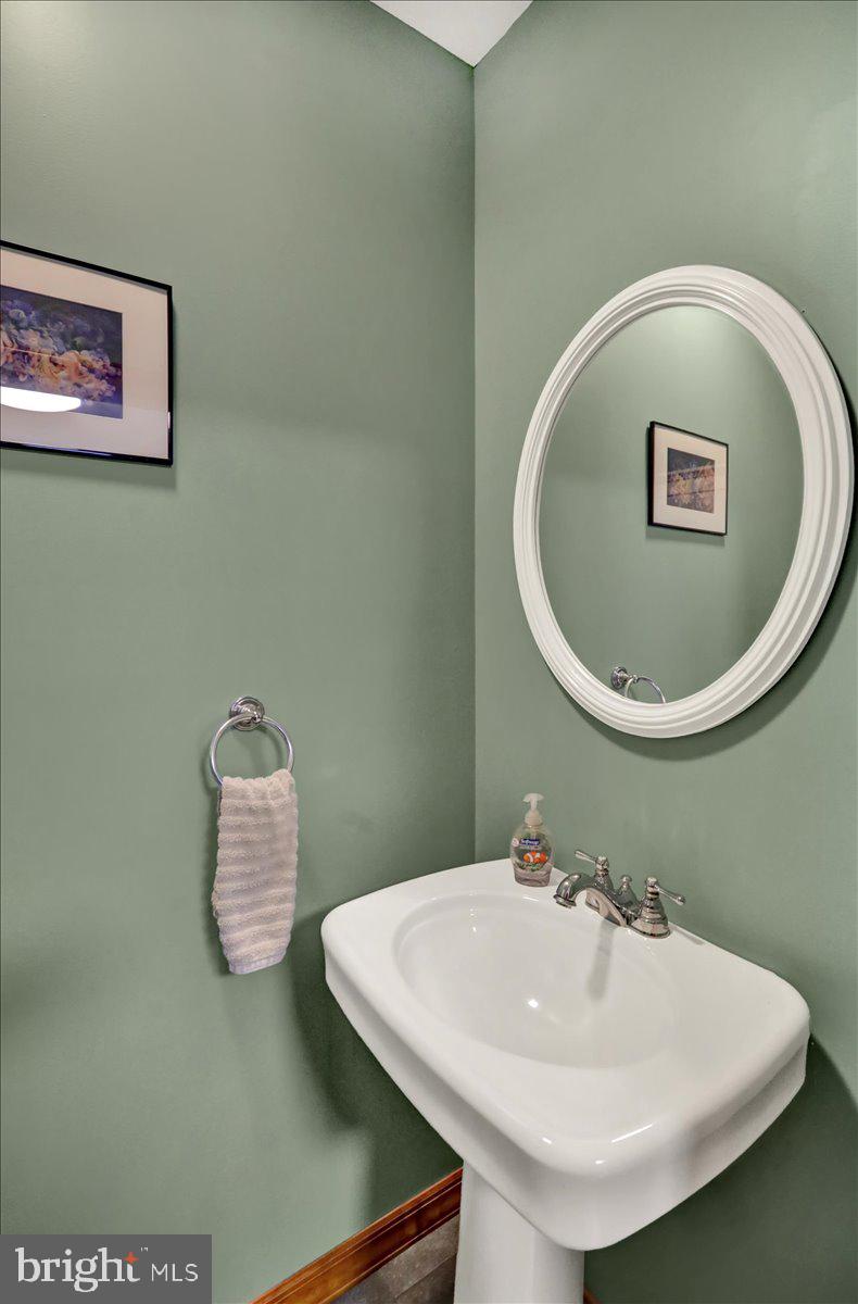 RIDGEVIEW - Residential