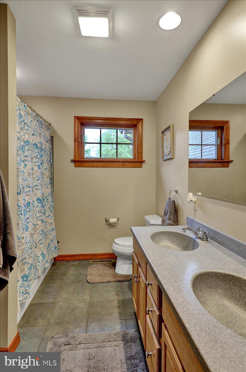 RIDGEVIEW - Residential