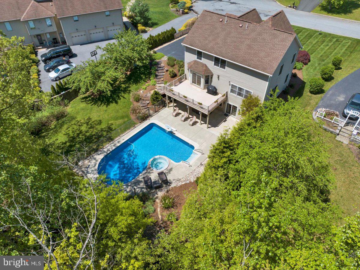 RIDGEVIEW - Residential