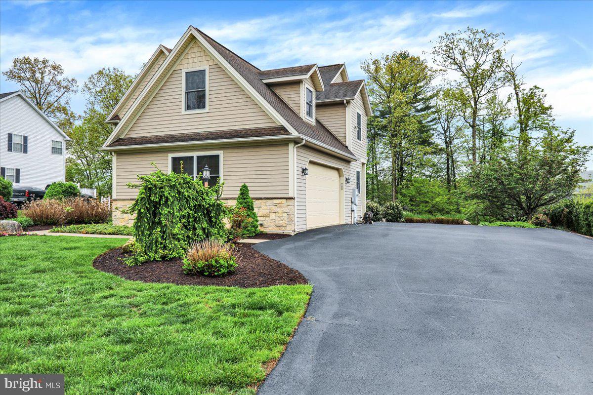 RIDGEVIEW - Residential