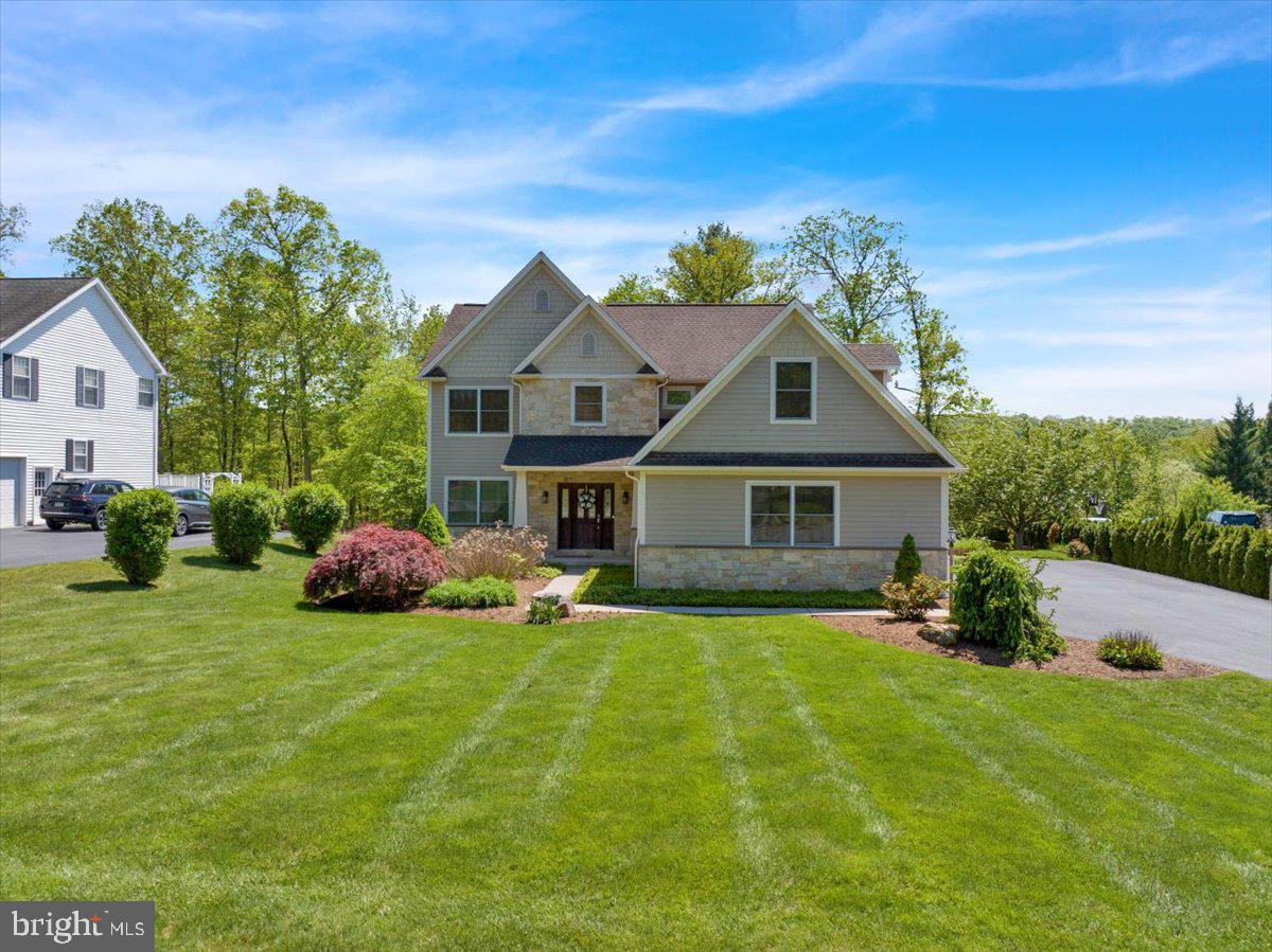 RIDGEVIEW - Residential