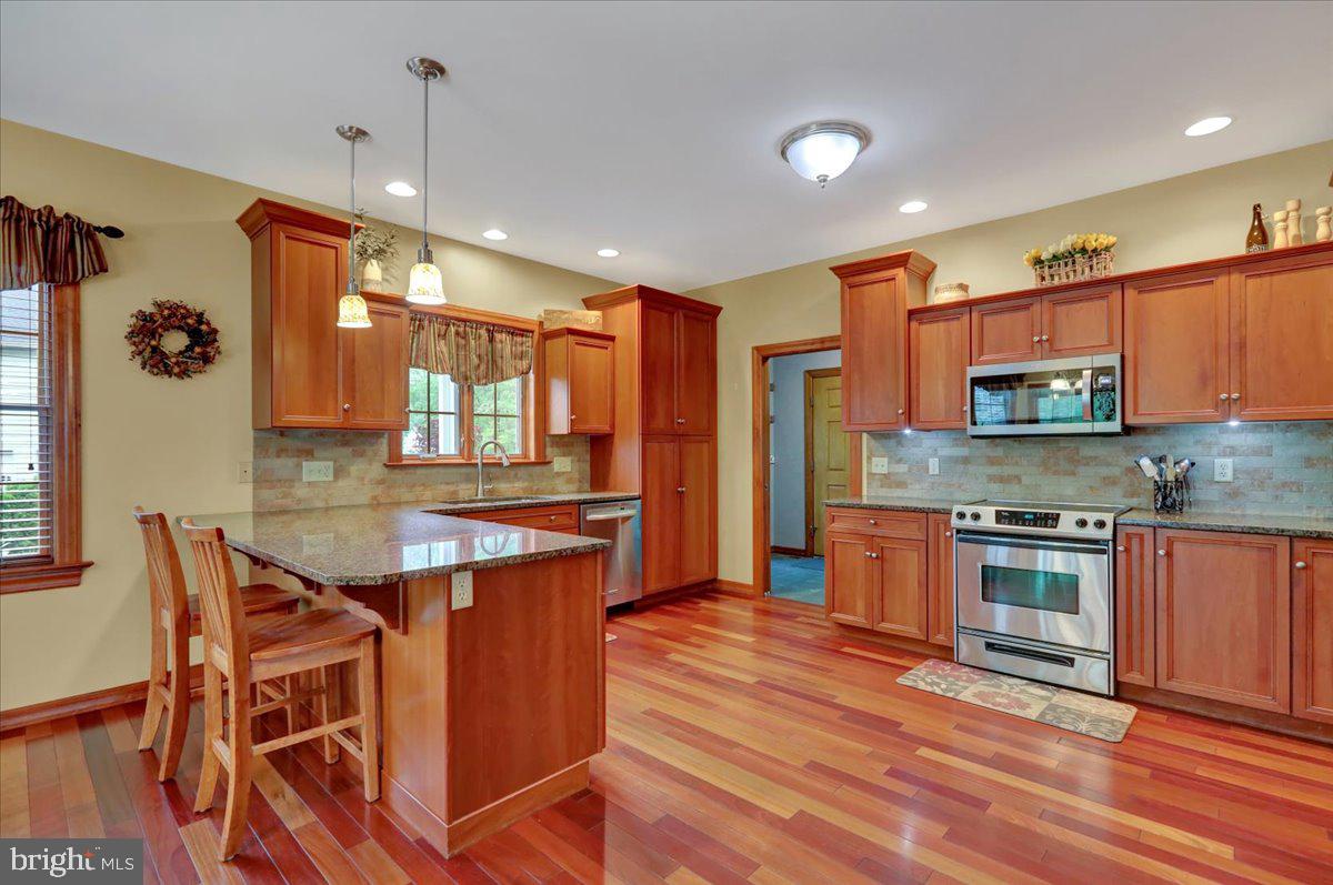 RIDGEVIEW - Residential