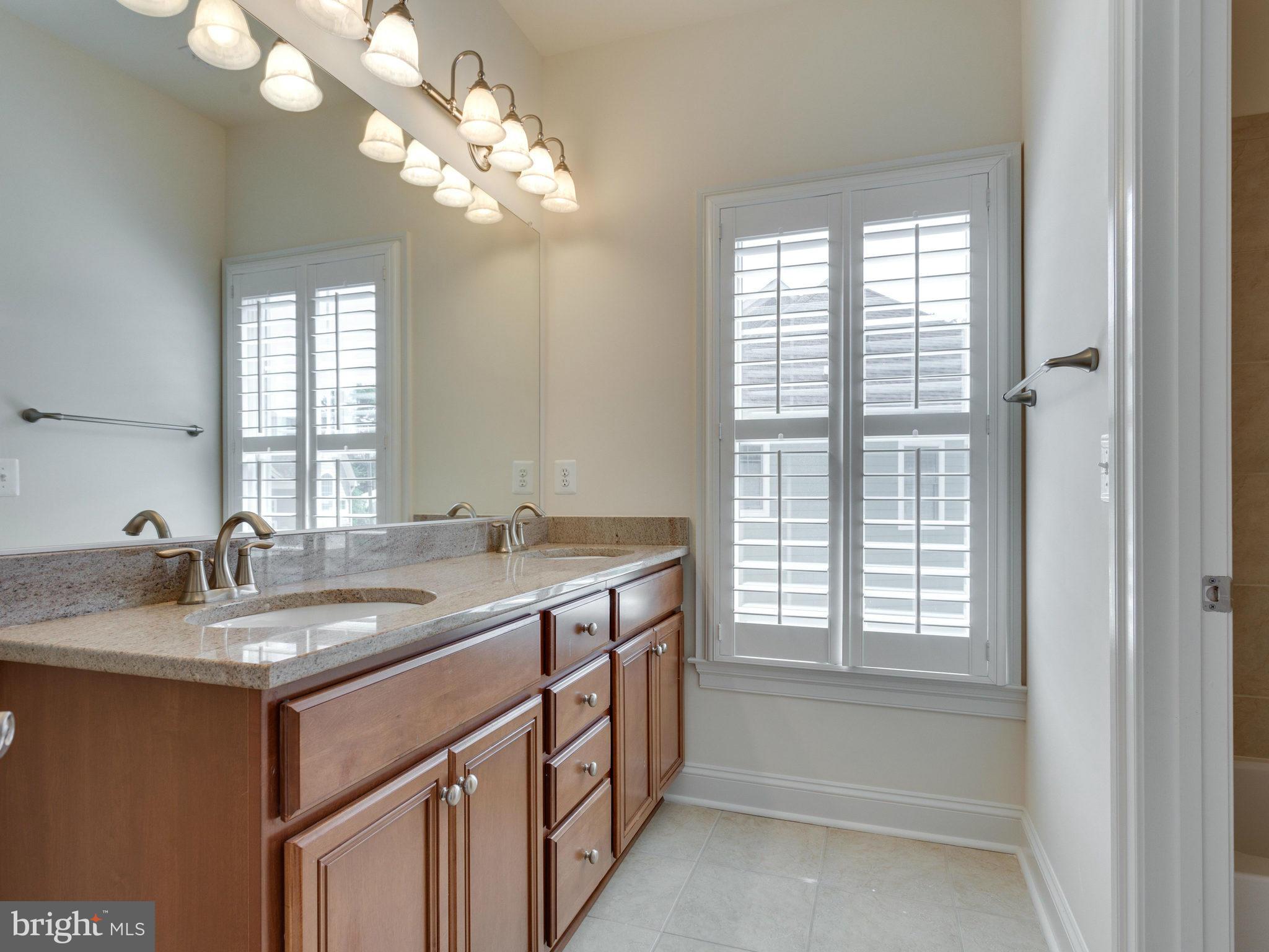 HASTINGS ESTATES - Residential Lease