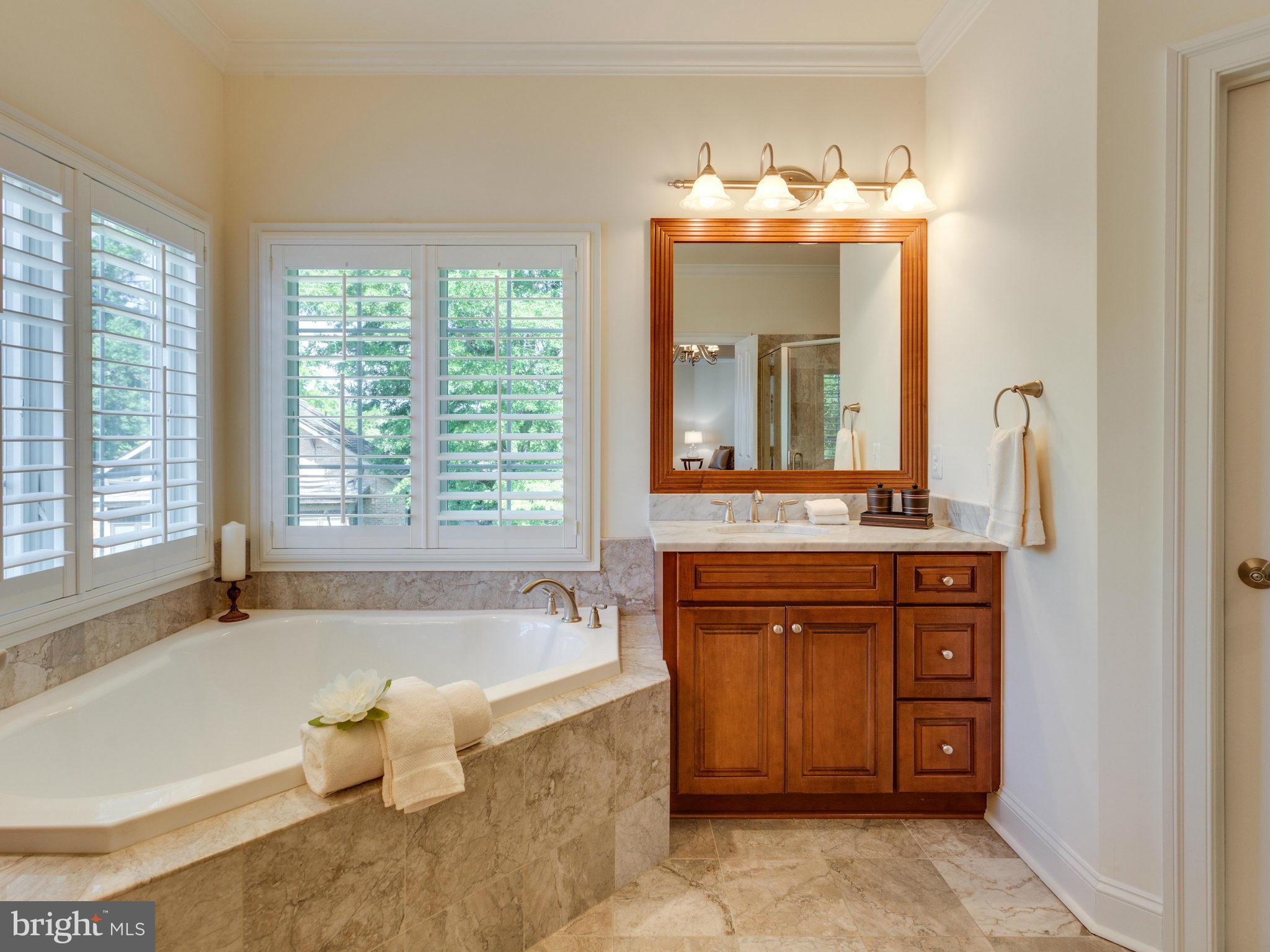 HASTINGS ESTATES - Residential Lease