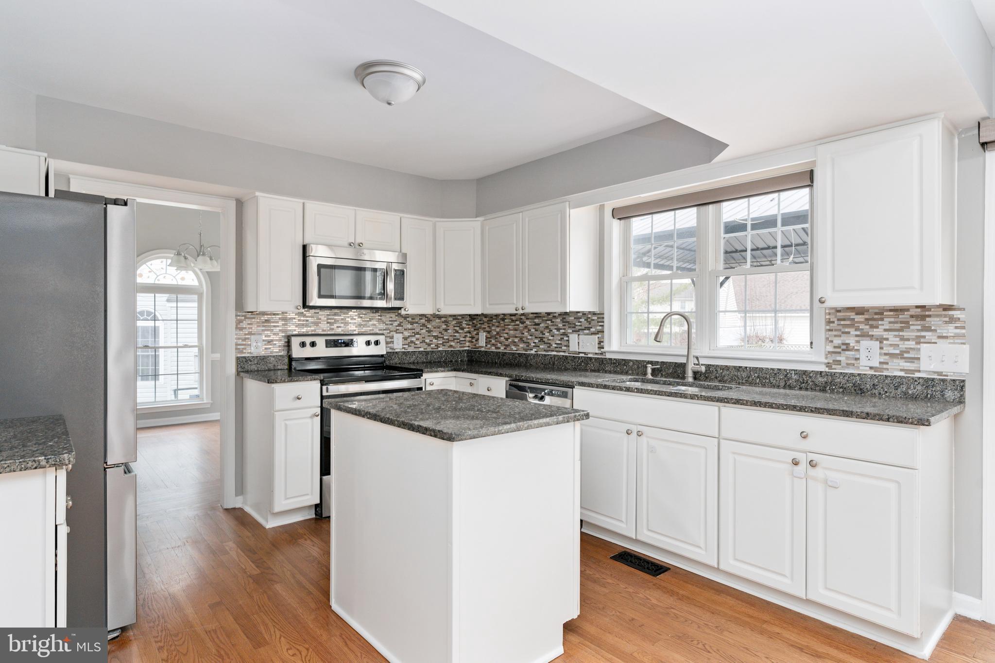 ASHLEIGH PARK - Residential