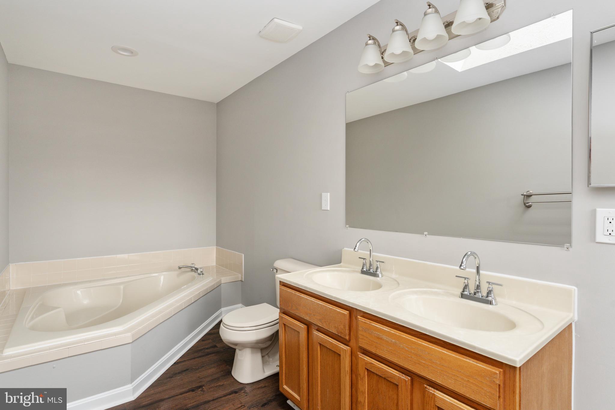 ASHLEIGH PARK - Residential