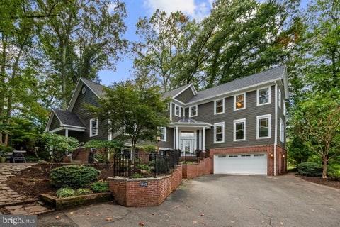 Photo of 9945 Woodrow Street, VIENNA, VA 22181 (MLS # VAFX2344344)