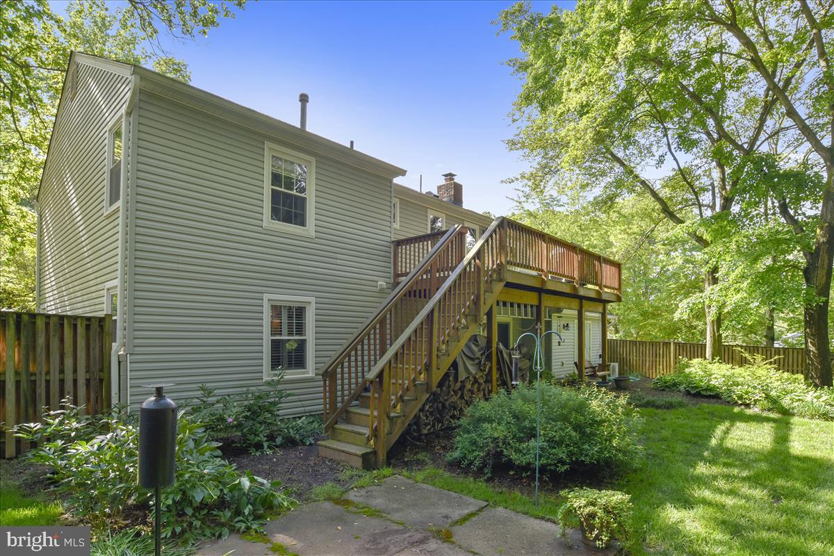 LAKE BRADDOCK - Residential