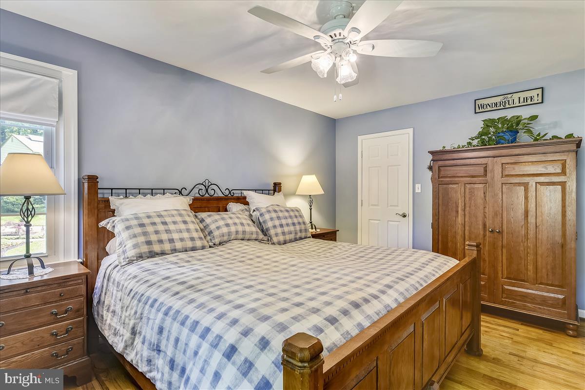 LAKE BRADDOCK - Residential