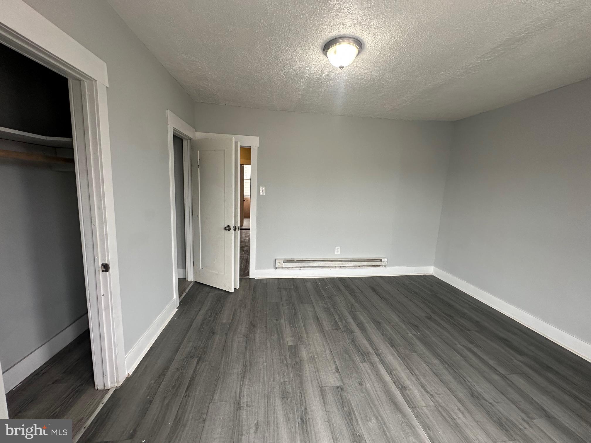 HUNTING PARK - Residential