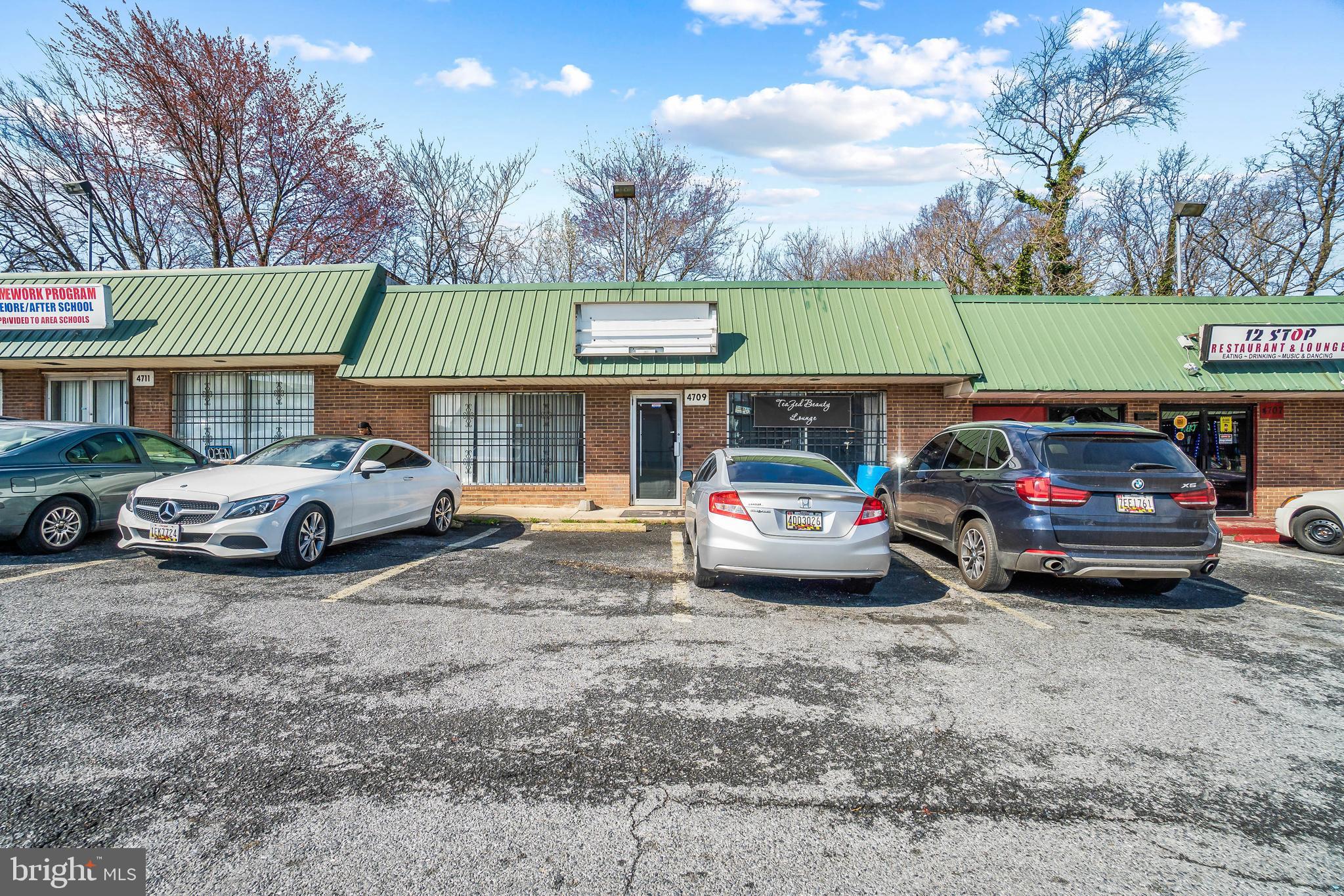 DEER PARK HEIGHTS - Commercial Sale