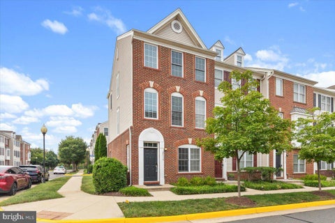 Condo For Sale - 25119 Mcbryde Terrace<br/> CHANTILLY, VA 20152