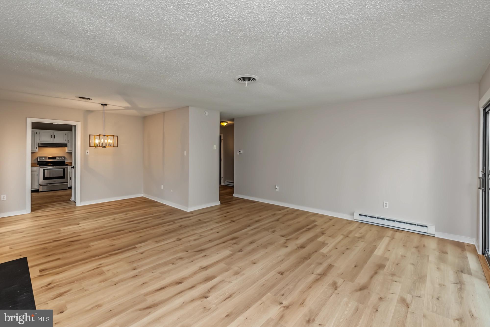 90 ASHTON WAY 90