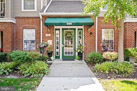 Condo For Sale - 513 Mowat Circle<br/> Mercer County, HAMILTON, NJ 08690