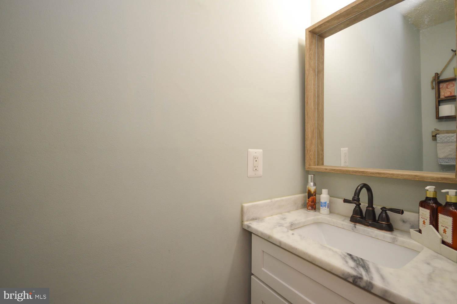 MITCHELLVILLE TOWNHOUSES - Residential Lease