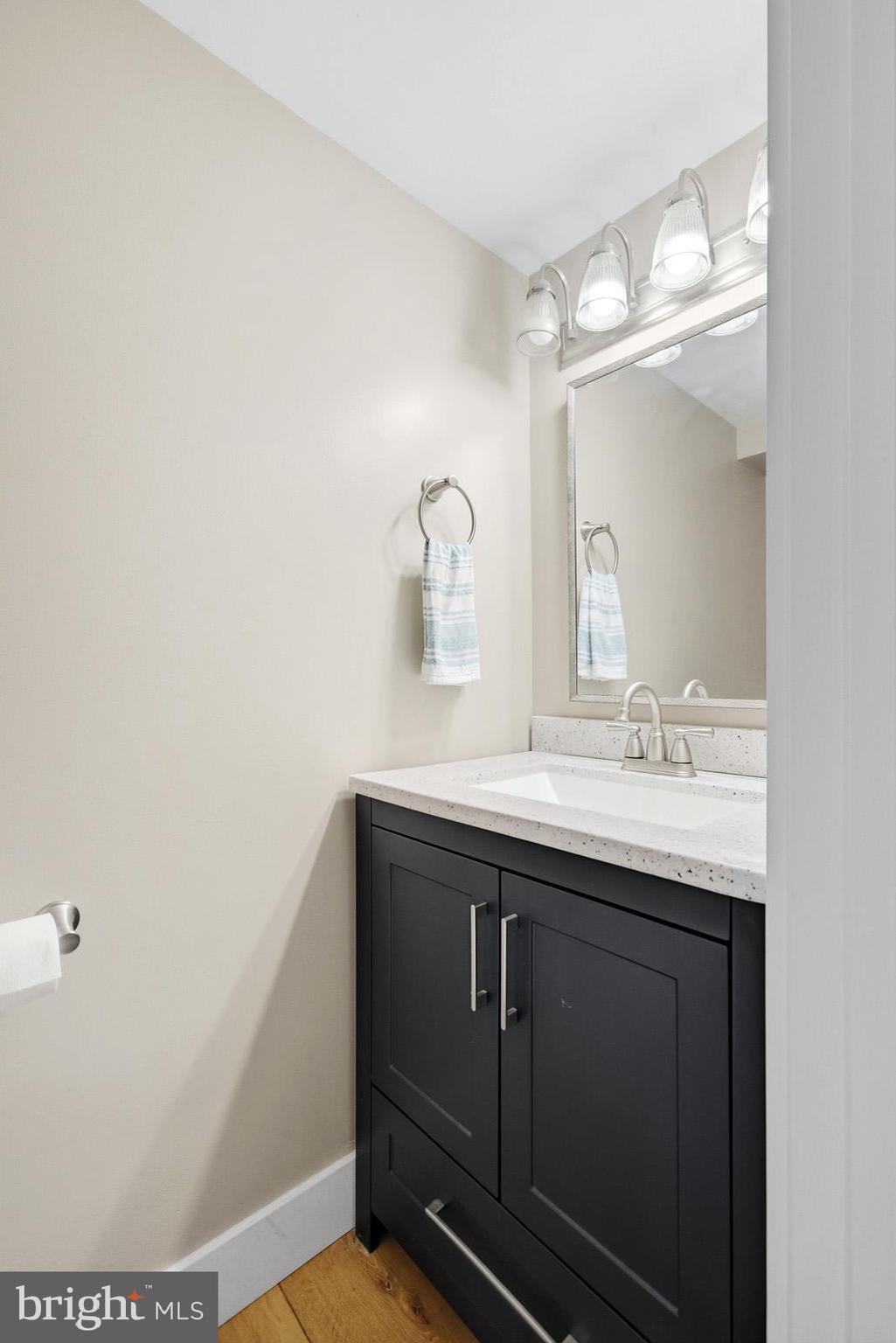 BAY COUNTRY - Residential