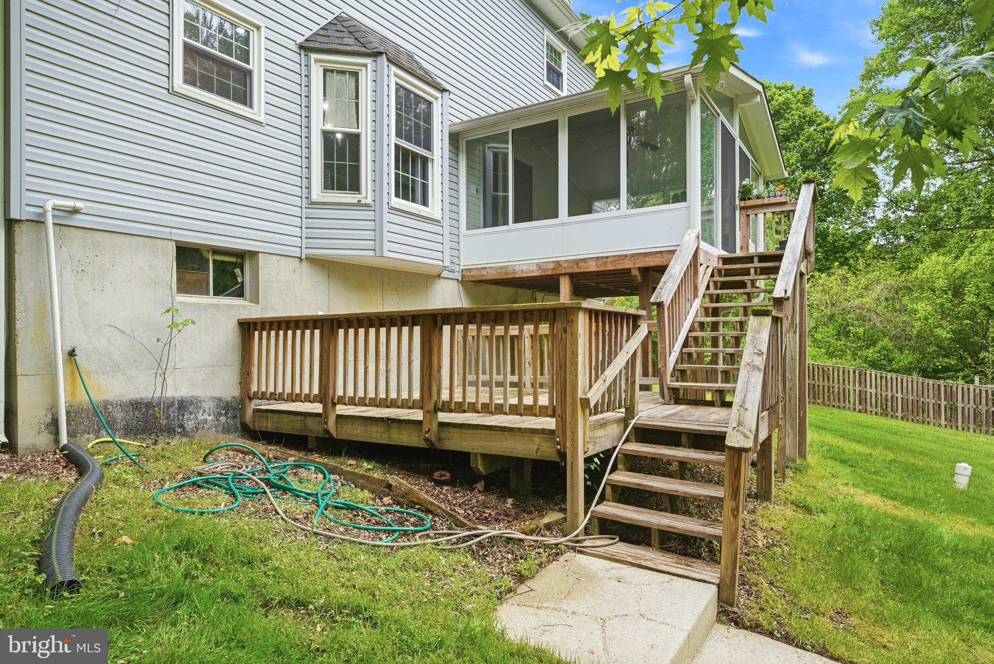 BAY COUNTRY - Residential