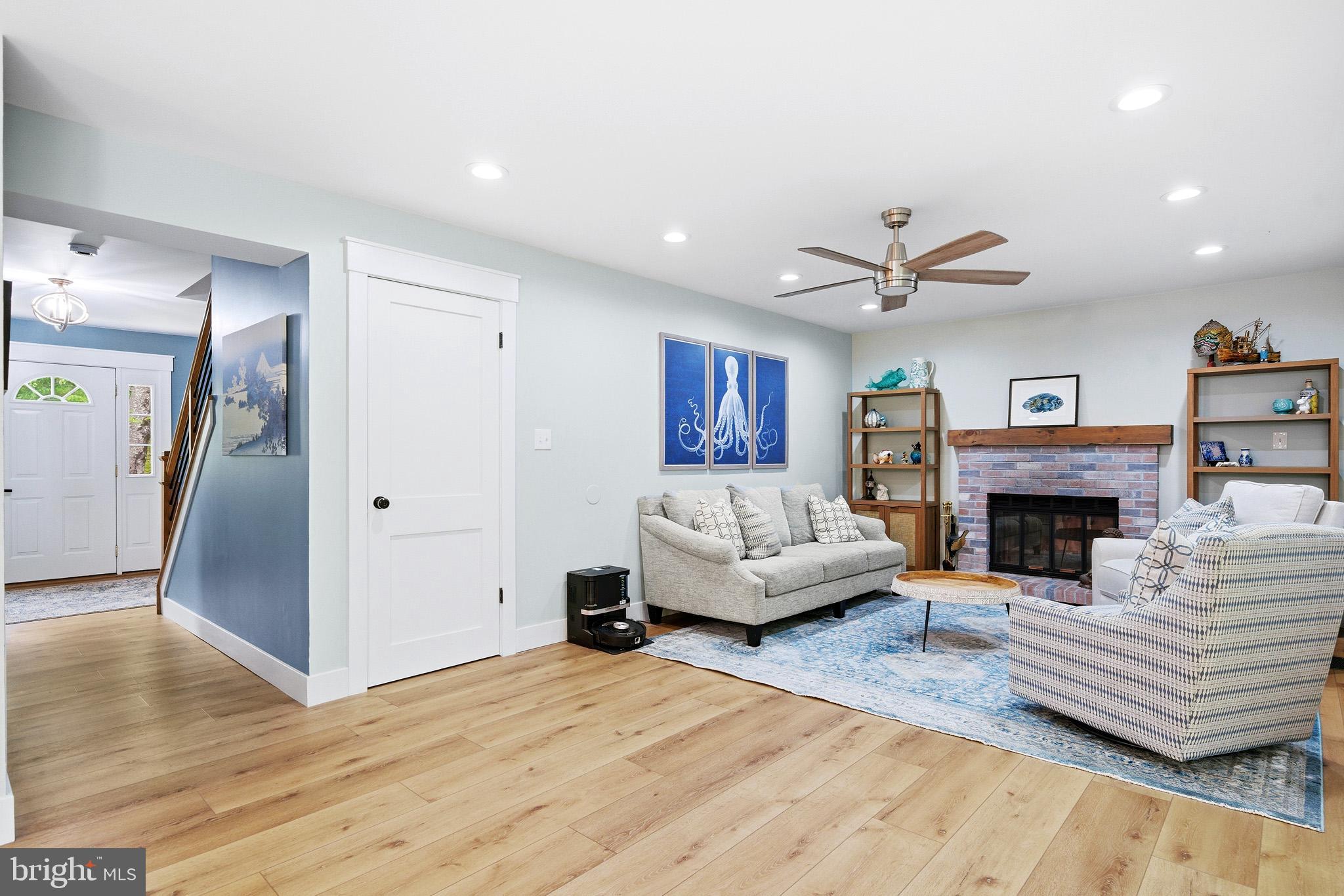 BAY COUNTRY - Residential