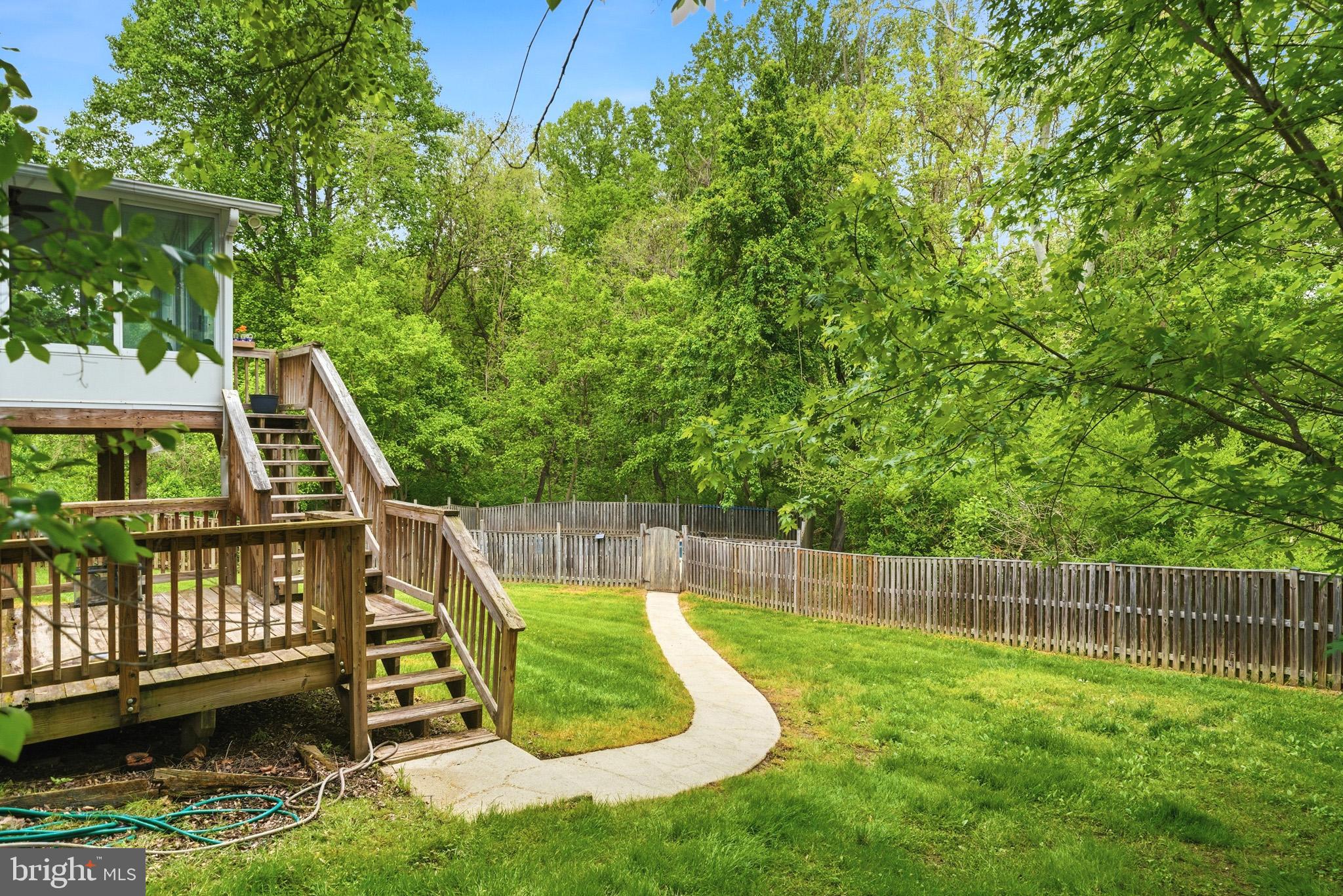 BAY COUNTRY - Residential