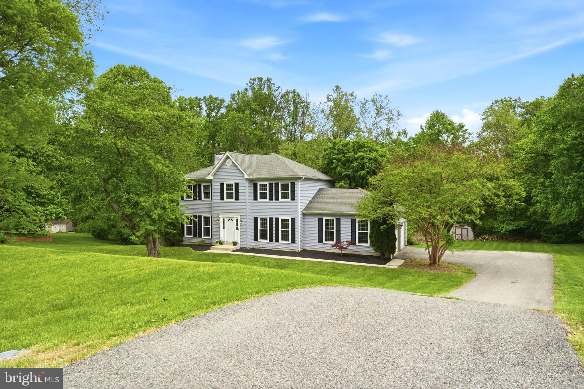 BAY COUNTRY - Residential