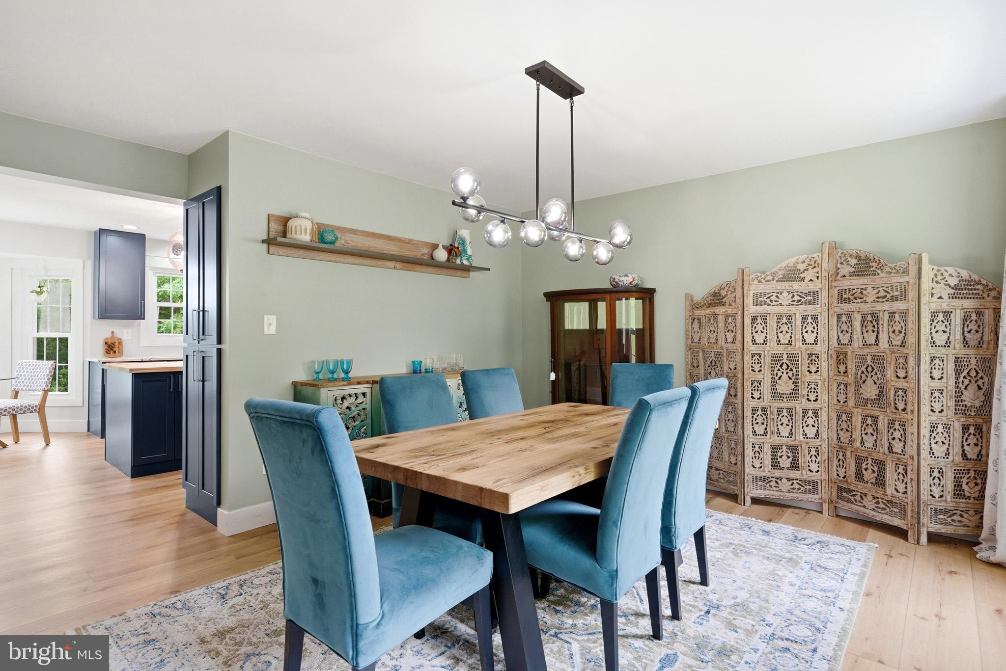 BAY COUNTRY - Residential